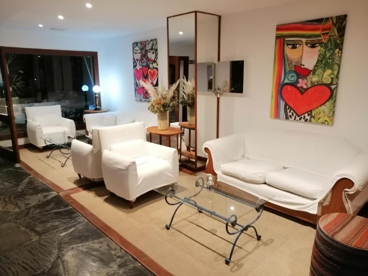 Hotel Oasis Punta del Este Bagian luar foto