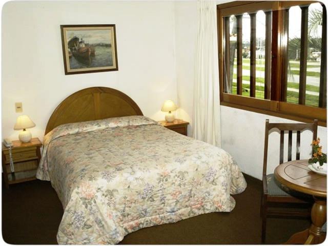 Hotel Oasis Punta del Este Ruang foto